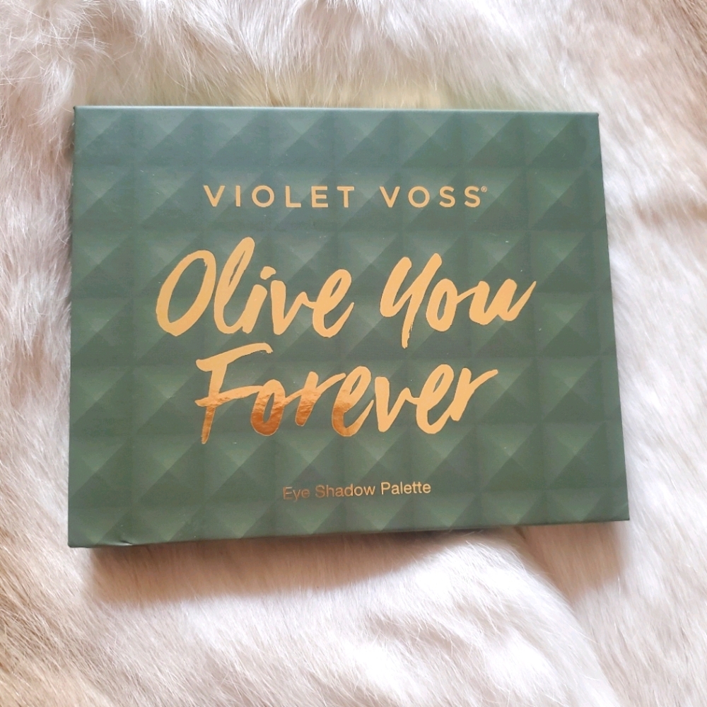 Violet Voss Olive You Forever Palette